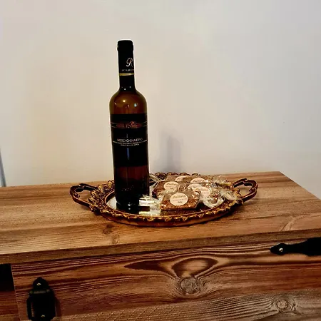 Center Luxury Spacious A&m 아파트 Rhodes City